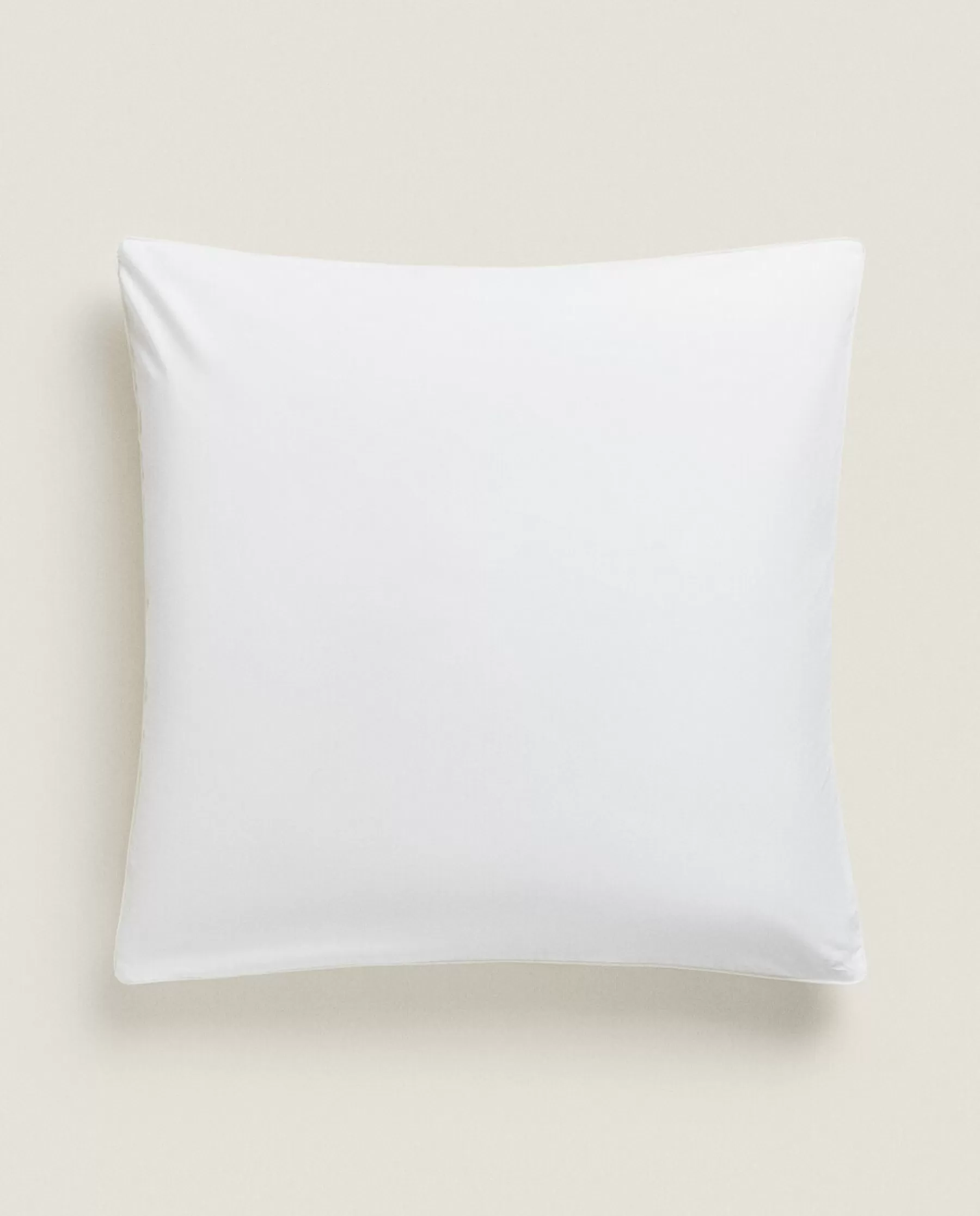 ZARA Home Pillowcase With Colored Piping Detail | Pillowcases